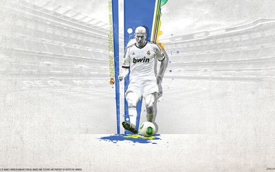 尊皇国际焦点-伊尼戈·马丁内斯带伤坚持踢完欧冠